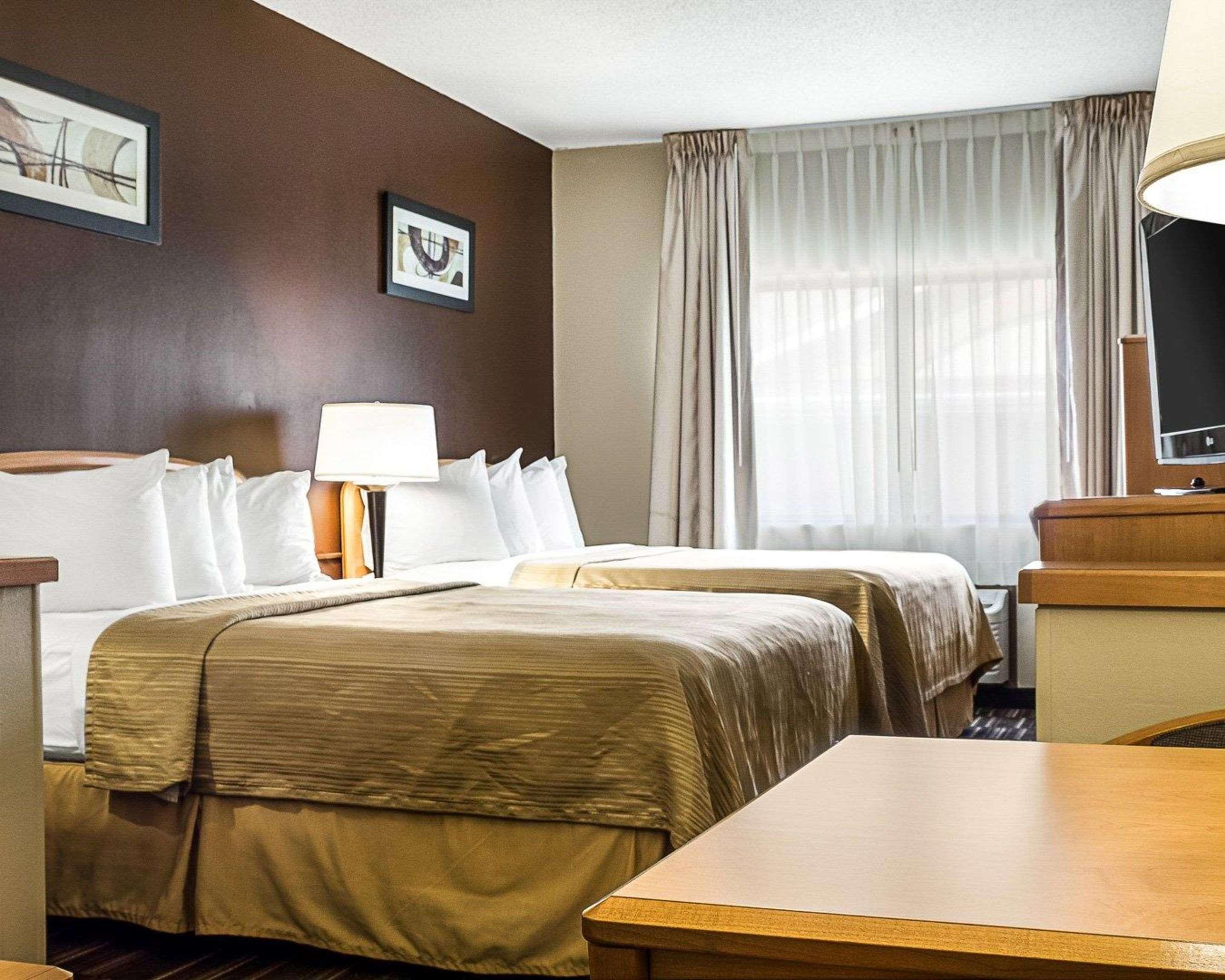 Quality Suites Near West Acres Fargo Ngoại thất bức ảnh